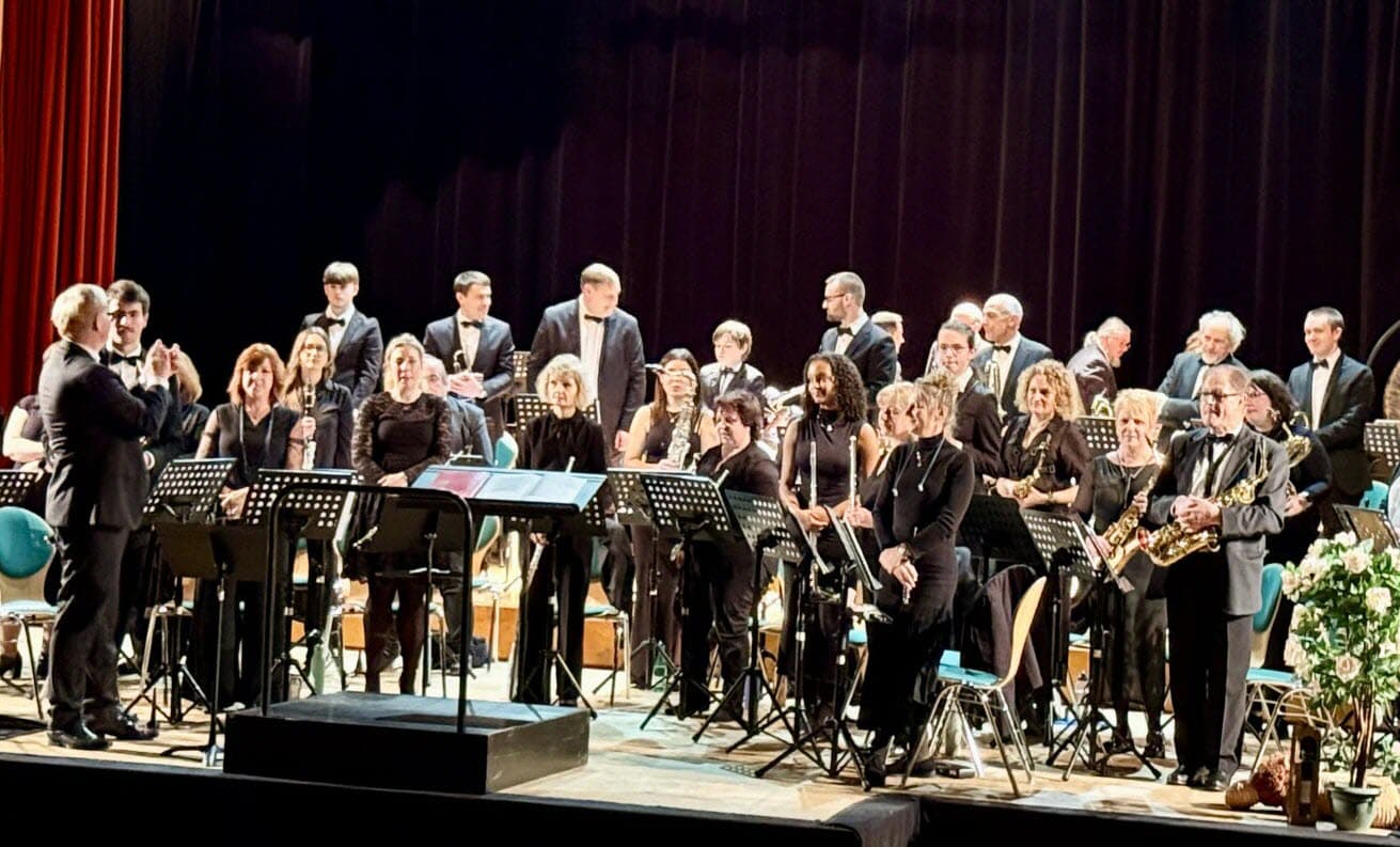 L'orchestre saluant le public après un concert
